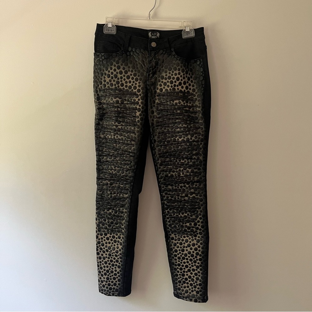 A.Z.I Black Embroidered Jeans 4